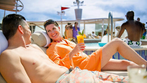 Disney Cruise Lines Disney Dream funnel-puddle-00.jpg